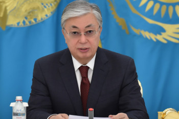 Фотография к новости: Токаев пожелал Макрону скорейшего выздоровления