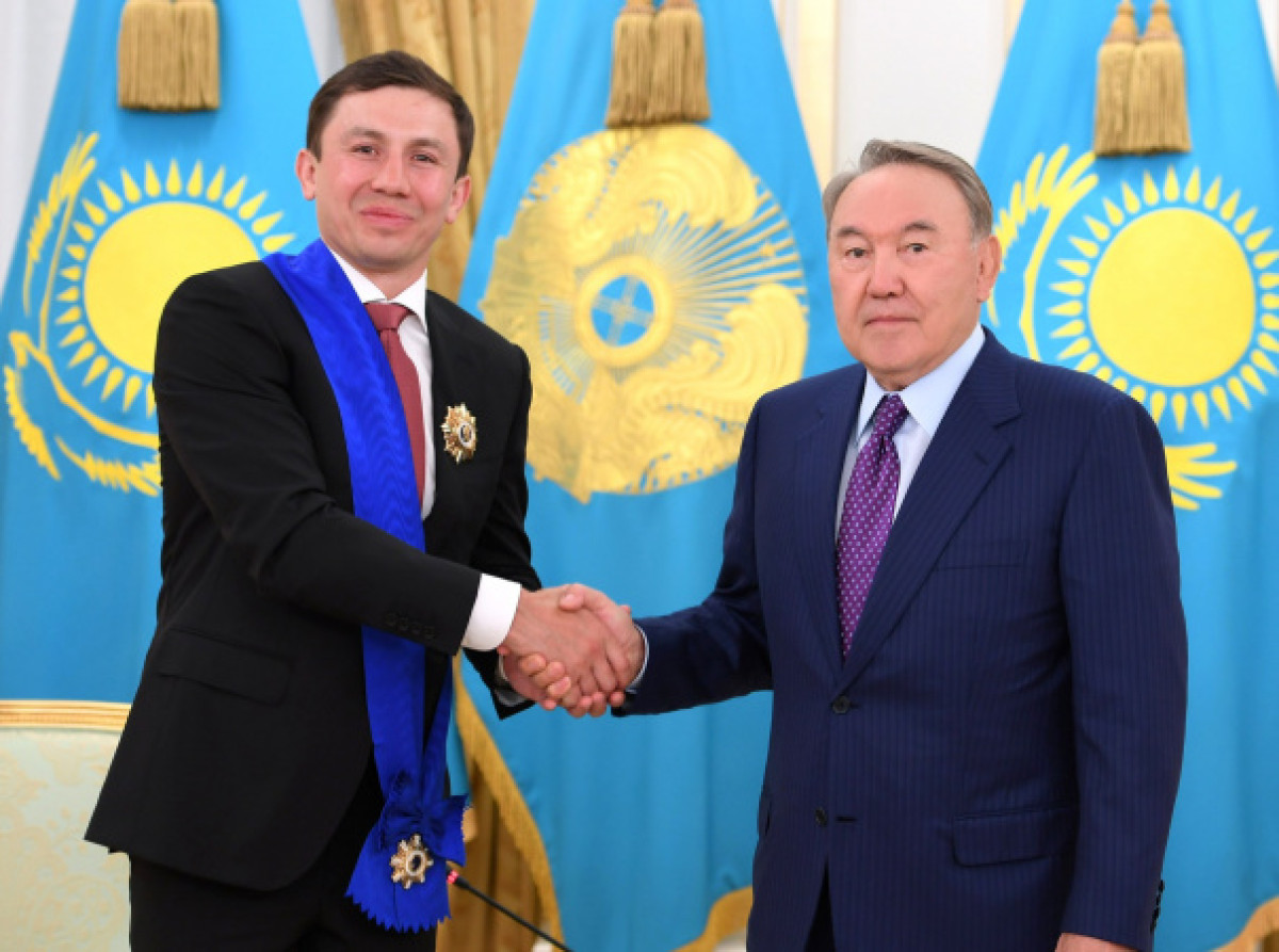 Елбасы поздравил Головкина с победой