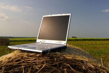 Фотография к новости: Широкополосный доступ к интернету появился в отдаленных селах Акмолинской области