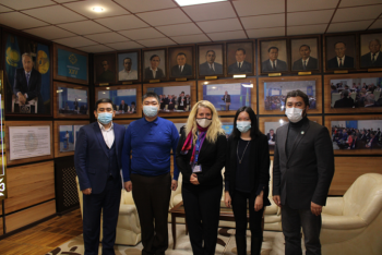 Фотография к новости: Наблюдатели ОБСЕ отметили роль участия Федерации профсоюзов РК в выборных процессах