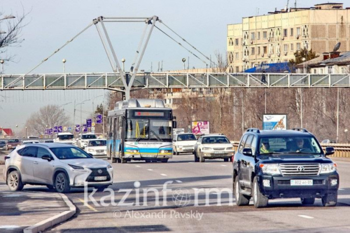 Односторонним сделали участок улицы в Алматы