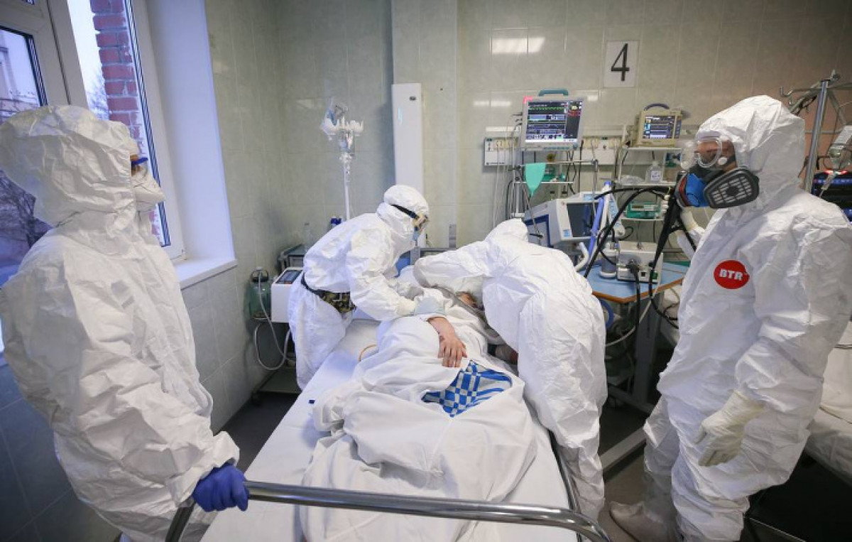 Меньше процента свободных коек осталось для больных COVID-19 в Петербурге