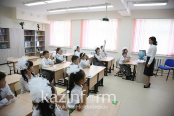 Фотография к новости: Заболеваемость КВИ среди школьников растет – Минздрав