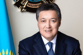 Фотография к новости: Аскар Мамин выступил с обращением к казахстанцам