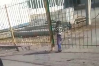 Фотография к новости: Четырехлетний малыш застрял головой в заборе в Туркестанской области