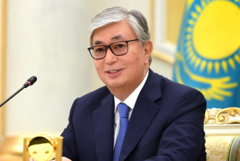 Фотография к новости: Новогодние телеграммы приходят в адрес Президента Казахстана