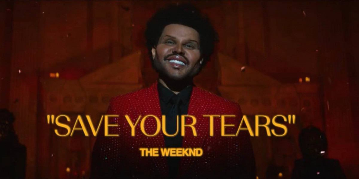 Снимок из клипа