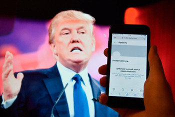 Фотография к новости: Twitter пообещал заблокировать любой предоставивший слово Трампу аккаунт