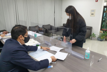 Фотография к новости: ​​​Как казахстанцы голосуют в разных странах мира