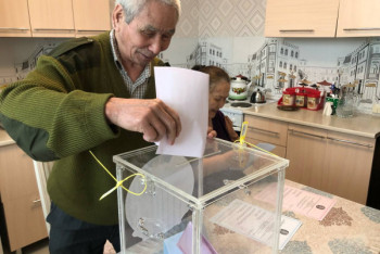 Фотография к новости: Home sweet home: как астанчане голосуют дома