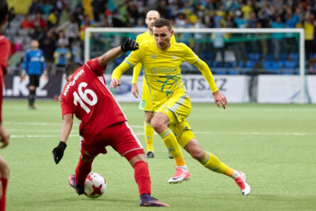 Фотография к новости: Два игрока сборной Казахстана могут продолжить карьеру в чемпионате России