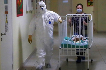 Фотография к новости: Какие симптомы "британского" штамма коронавируса проявляются у детей