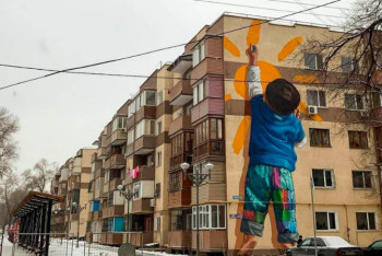 Фотография к новости: Уникальный мурал впечатлил алматинцев