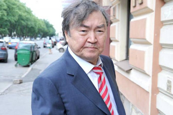 Олжаса Сулейменова и его супругу госпитализировали с коронавирусом