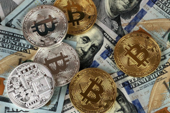 Фотография к новости: Программист забыл пароль от флешки с биткоинами на 240 миллионов долларов