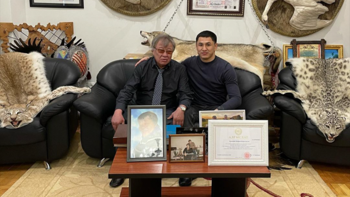 Президента академии со шкурами "снежных барсов" проверит полиция Алматы