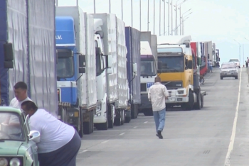 Фотография к новости: Около 50 тысяч фактов недостоверного декларирования выявили на границе с Китаем