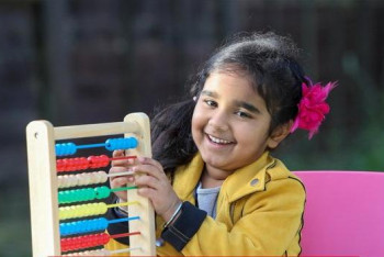 Фотография к новости: IQ трехлетней девочки оказался почти как у Эйнштейна