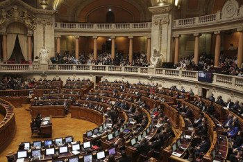 Фотография к новости: Парламент Португалии одобрил закон о легализации эвтаназии