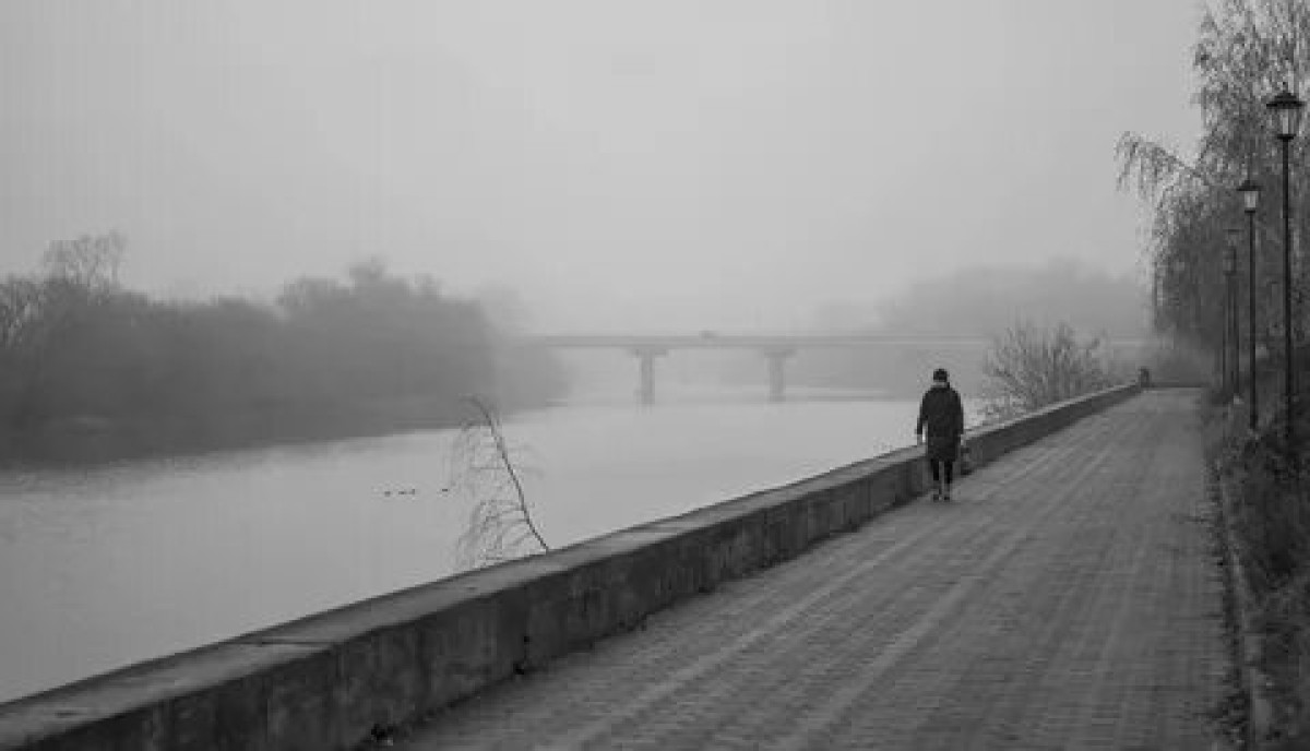 О шторме в шести регионах Казахстана предупредили синоптики