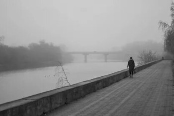 Фотография к новости: О шторме в шести регионах Казахстана предупредили синоптики