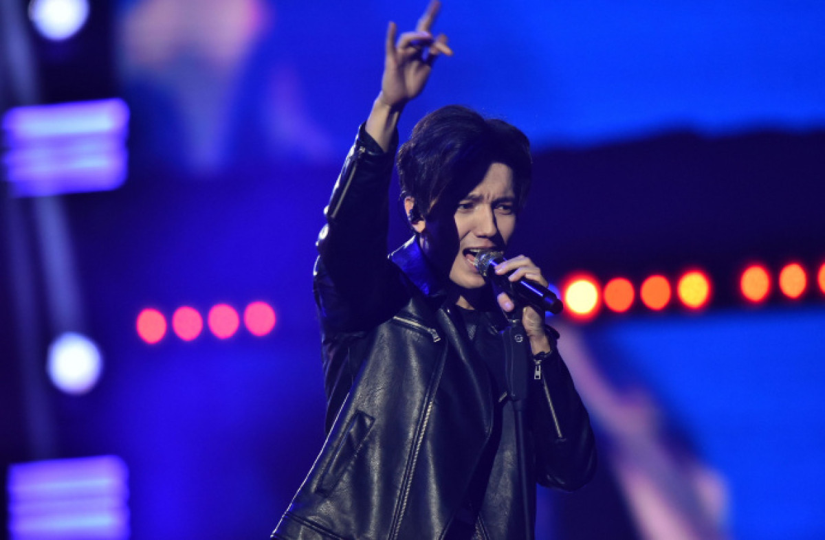 Димаш Кудайберген презентовал клип на песню Golden