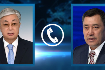 Фотография к новости: Токаев обсудил график встреч с новым президентом Кыргызстана