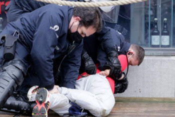 Фотография к новости: Пять человек пострадали при нападении с ножом в метро в Брюсселе