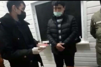 Фотография к новости: Наркотики в презервативах пытался провезти через границу житель Шымкента