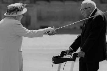 Фотография к новости: Скончался собравший почти 40 миллионов фунтов для врачей столетний ветеран