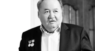Президент направил телеграмму соболезнования семье писателя Анеса Сарая
