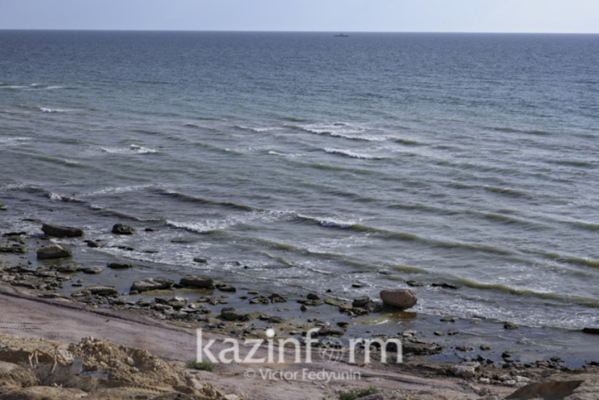 Рыбачить круглосуточно разрешат на Каспийском море - Парламент принял закон