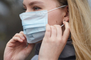 Фотография к новости: "Чтобы разрешить снять маски, нужно привить 10 миллионов человек" - Есмагамбетова