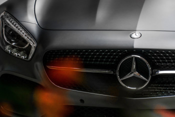 Фотография к новости: Mercedes-Benz отзывает более 1,3 миллиона автомобилей