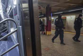 Фотография к новости: Серию ножевых нападений устроили в метро Нью-Йорка, есть жертвы