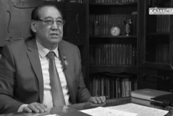 Фотография к новости: Токаев выразил соболезнования семье поэта Сариева