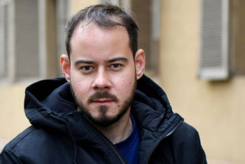 Фотография к новости: Осужденный за оскорбление короля Испании рэпер забаррикадировался в университете