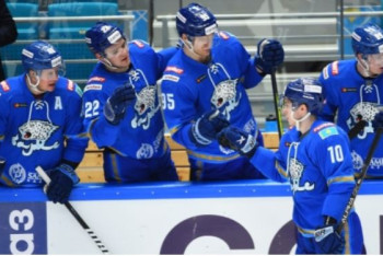 Фотография к новости: "Барыс" дома обыграл омский "Авангард"