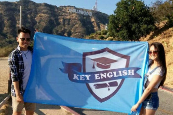 Фотография к новости: Работа за рубежом. Почему десятки казахстанцев считают себя обманутыми