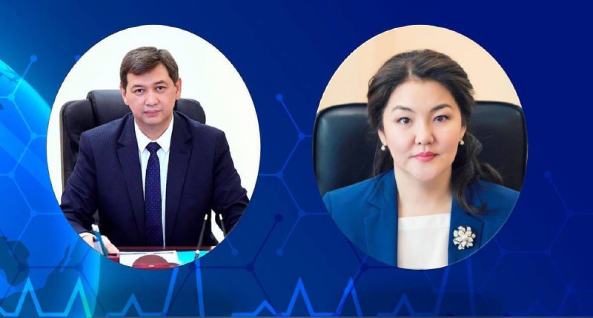 В прямом эфире покажут получение второй дозы вакцины чиновниками Минздрава