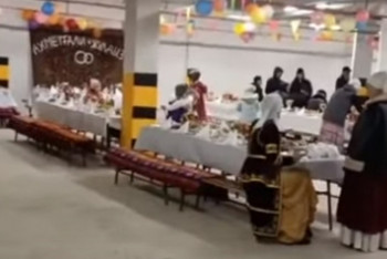 Фотография к новости: Свадебный той в паркинге попал на видео