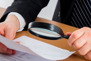 Фотография к новости: Фальшивые документы для казахстанцев из КНР делали в Алматинской области