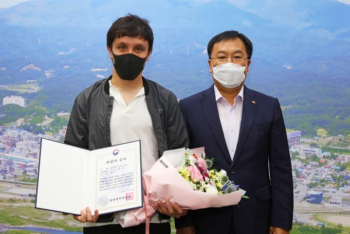 Фотография к новости: Как сейчас живет спасший 10 человек от пожара в Корее казахстанский мигрант