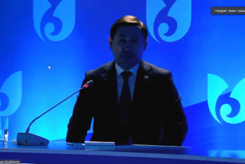 Фотография к новости: Свет отключили во время выступления акима Шымкента на встрече с населением