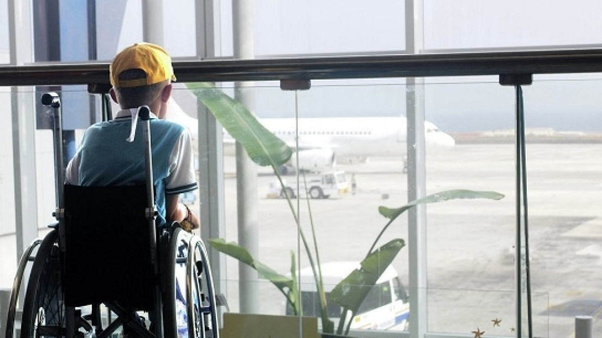 Создать "единый маршрут" госуслуг для детей-инвалидов и их семей поручил Токаев