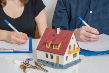 Фотография к новости: Ипотека на пенсионные. Как супругам делить обремененную квартиру при разводе