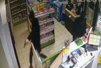 Фотография к новости: Двое парней совершили дерзкое нападение на АЗС в Алматы