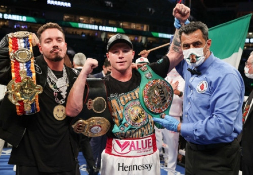 Фотография к новости: "Канело" победил Йылдырыма и защитил два титула чемпиона мира