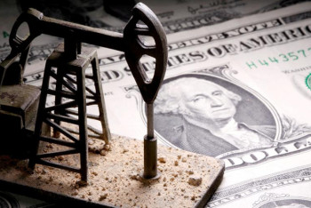 Фотография к новости: Цена нефти Brent опустилась ниже 64 долларов впервые с 22 февраля