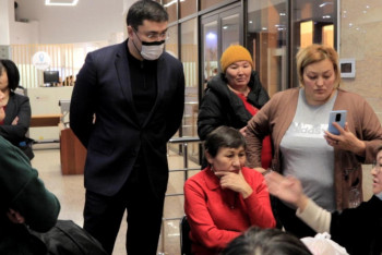 Фотография к новости: "Незаконные требования не будут выполнены" - чем закончилась встреча матерей с акиматом Нур-Султана